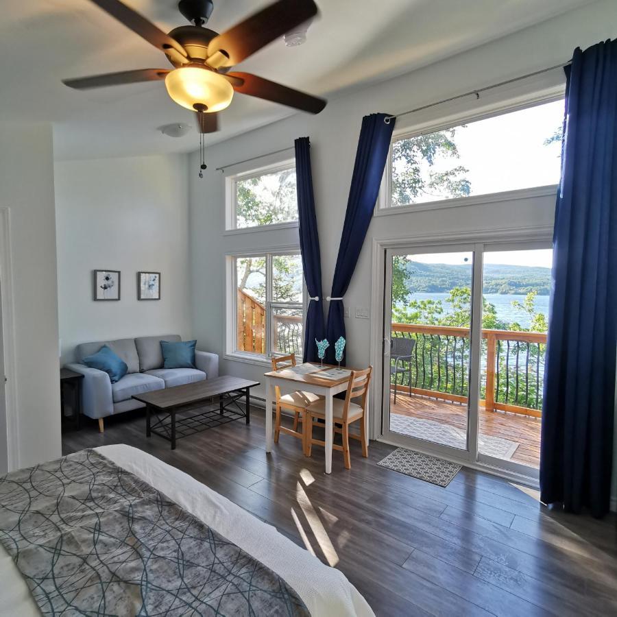 Knotty Pine Ocean Front Suite - Adults Only อินโกนิช ภายนอก รูปภาพ