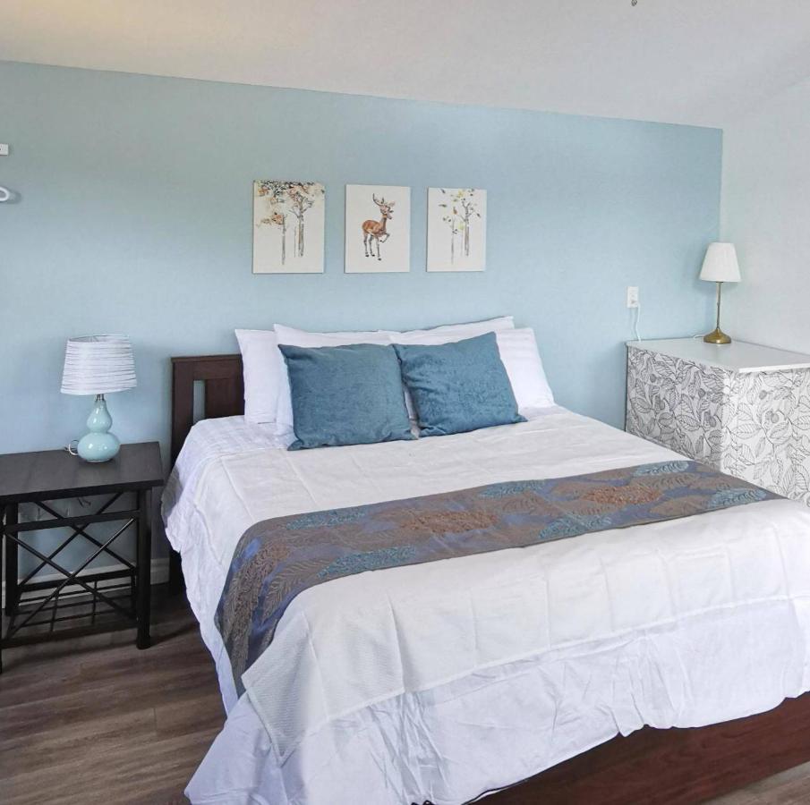 Knotty Pine Ocean Front Suite - Adults Only อินโกนิช ภายนอก รูปภาพ