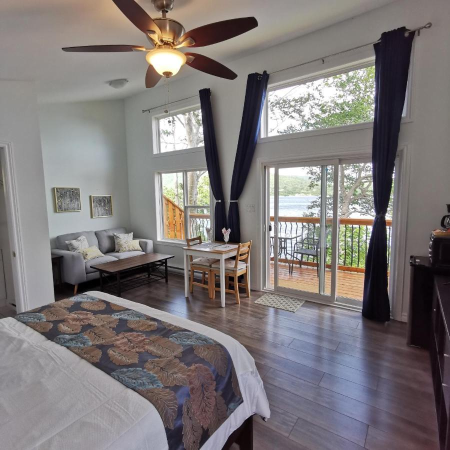 Knotty Pine Ocean Front Suite - Adults Only อินโกนิช ภายนอก รูปภาพ