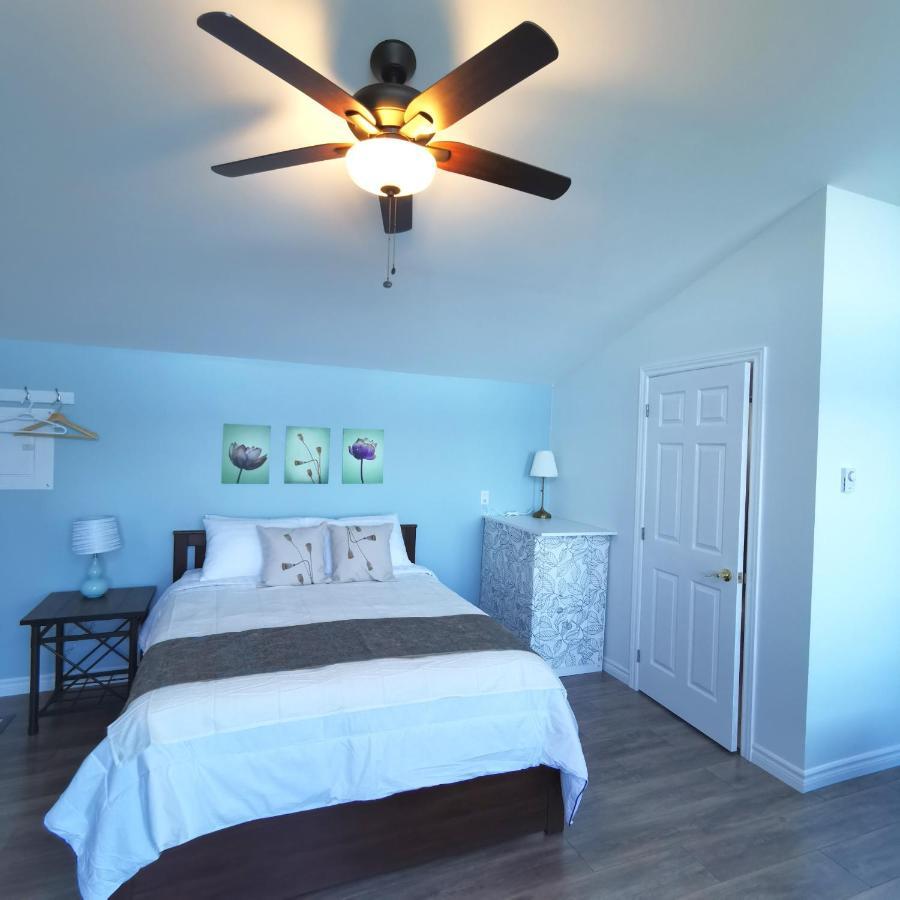 Knotty Pine Ocean Front Suite - Adults Only อินโกนิช ภายนอก รูปภาพ