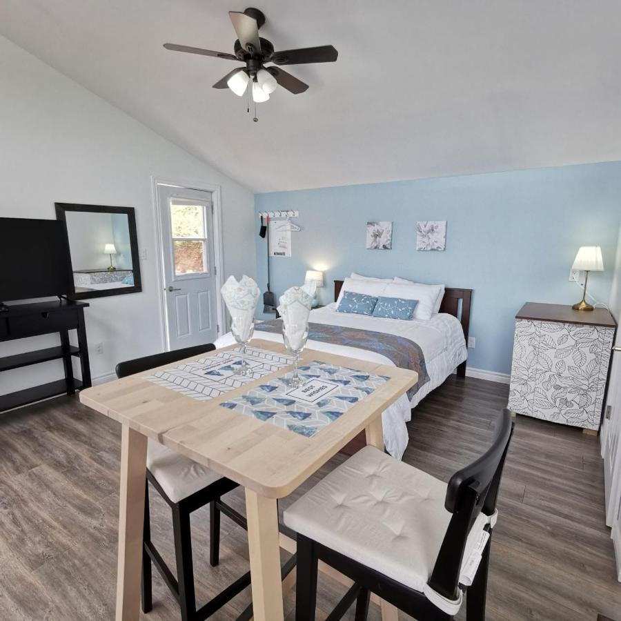Knotty Pine Ocean Front Suite - Adults Only อินโกนิช ภายนอก รูปภาพ